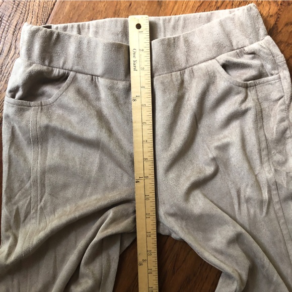 Joh Beige Suede Pants with Floral Lined Pockets - Size M - elastic waistband - Picture 3 of 7